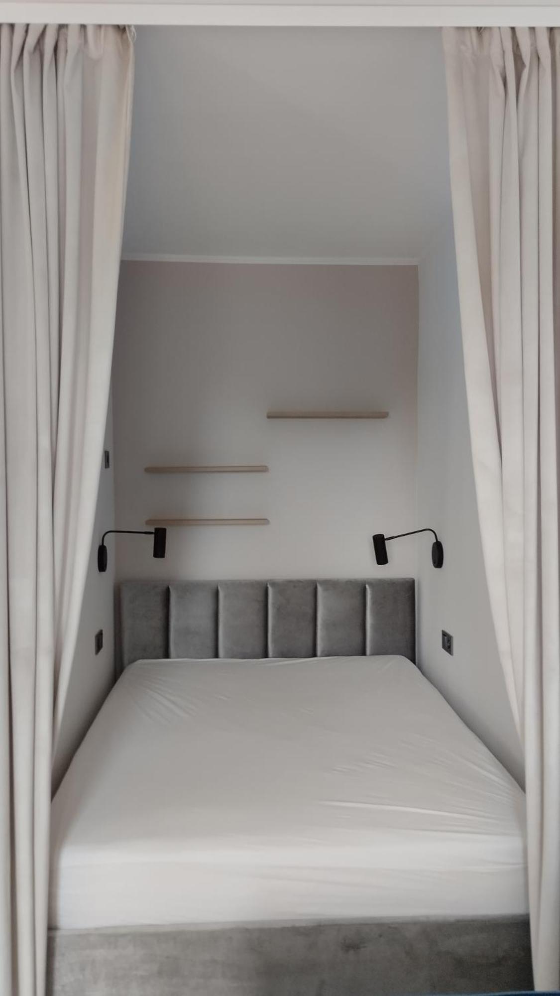 Zdroj Apartment *